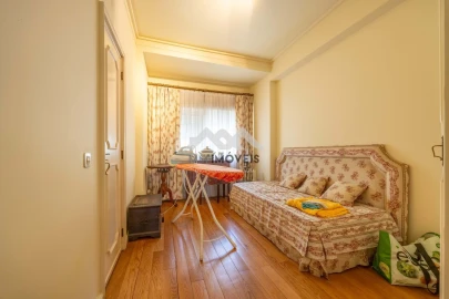 Apartamento T3 para Venda em Aldoar, Foz do Douro e Nevogilde