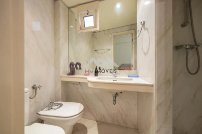 Apartamento T3 para Venda em Aldoar, Foz do Douro e Nevogilde