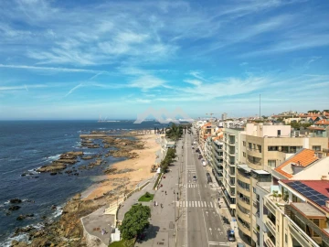 Apartamento T3 para Venda em Aldoar, Foz do Douro e Nevogilde