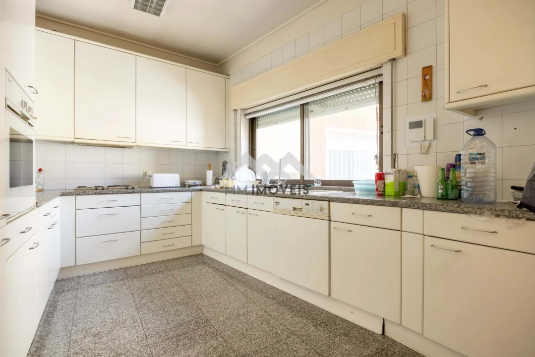 Apartamento T3 para Venda em Aldoar, Foz do Douro e Nevogilde Foto 3