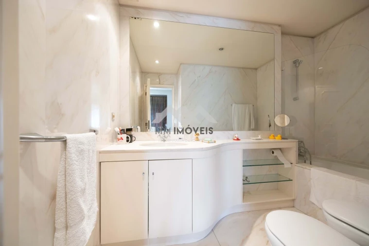 Apartamento T3 para Venda em Aldoar, Foz do Douro e Nevogilde Foto 9