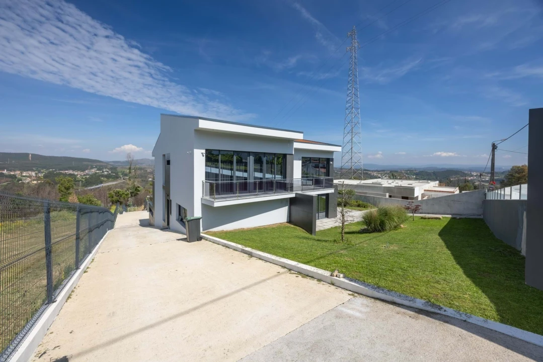 Moradia T5 para Venda em Gondomar (São Cosme), Valbom e Jovim Foto 61