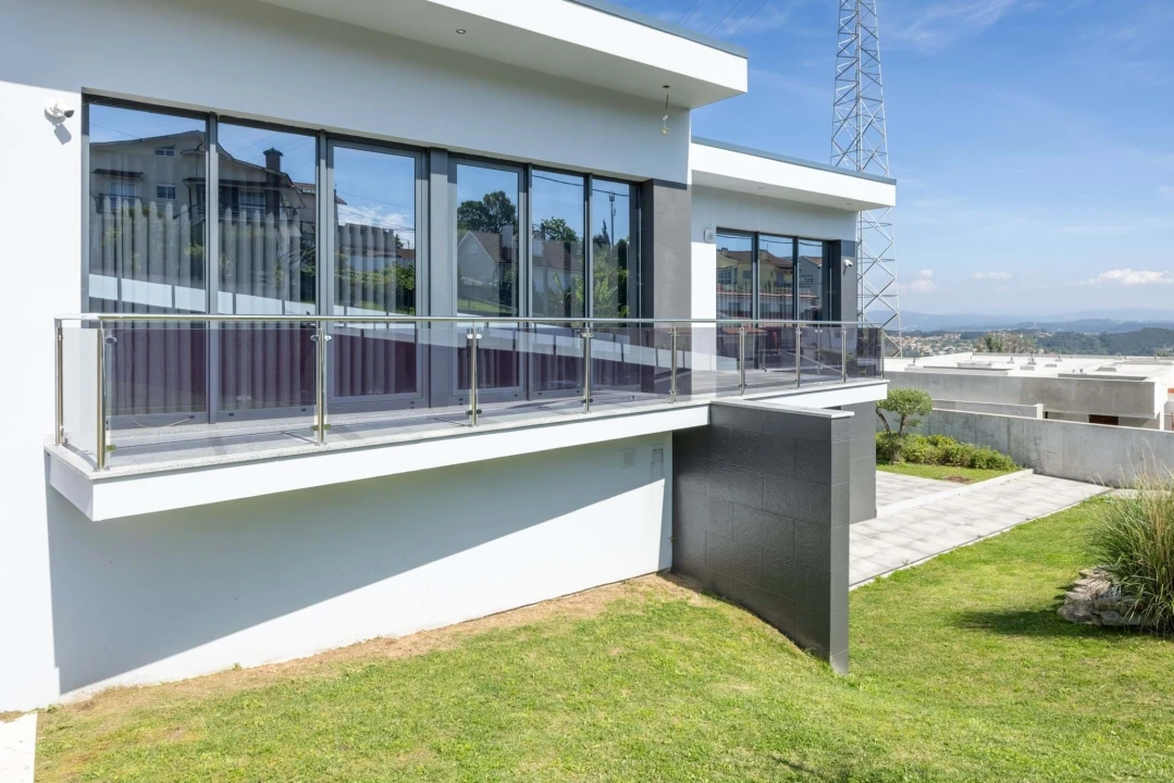 Moradia T5 para Venda em Gondomar (São Cosme), Valbom e Jovim Foto 54