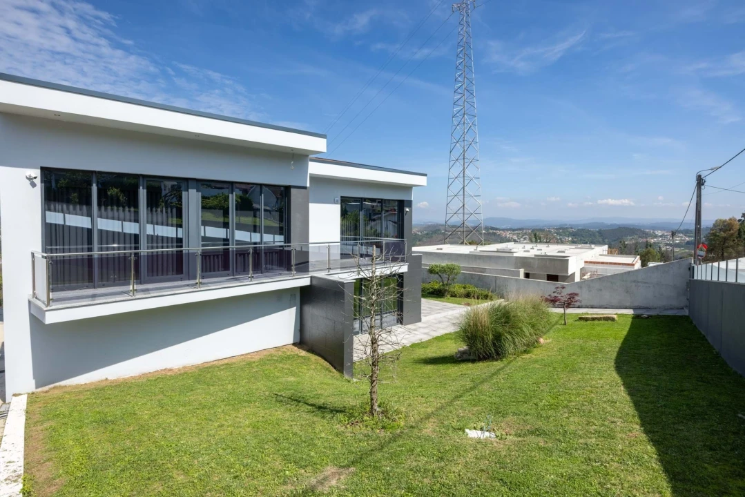 Moradia T5 para Venda em Gondomar (São Cosme), Valbom e Jovim Foto 60