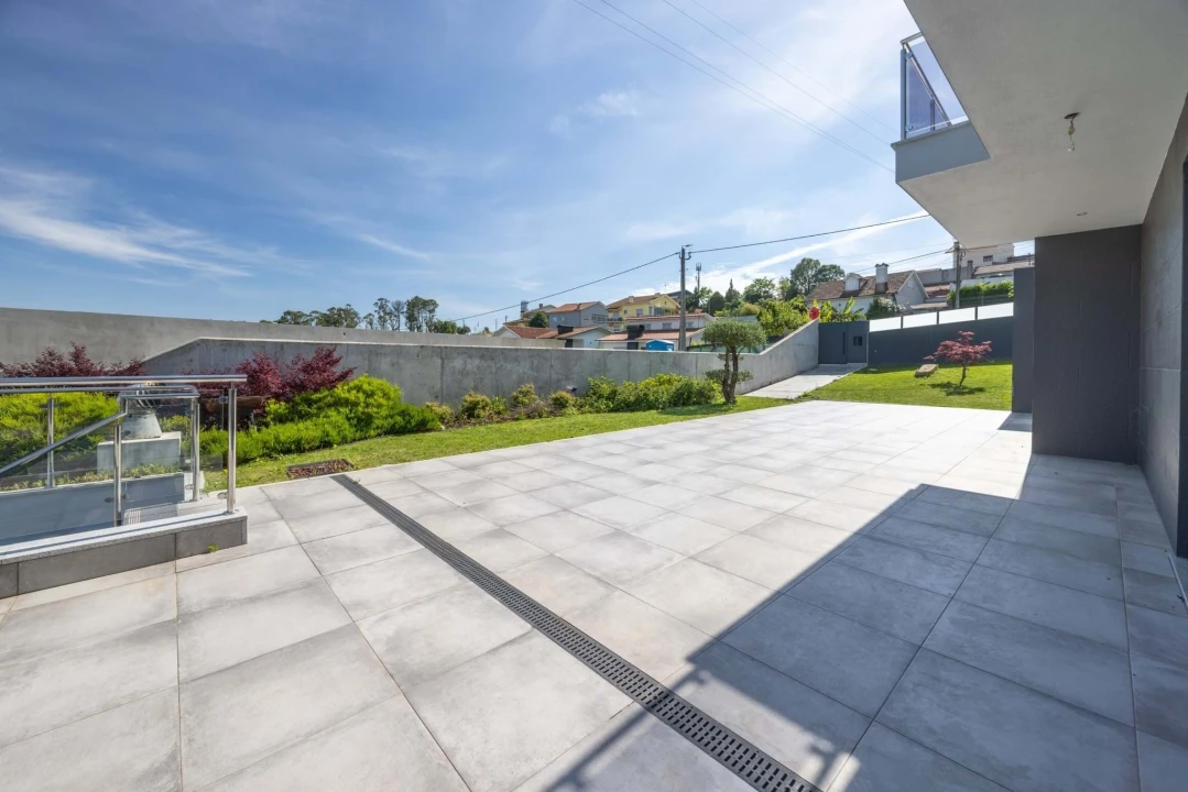 Moradia T5 para Venda em Gondomar (São Cosme), Valbom e Jovim Foto 49