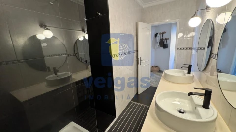Apartamento T2 para Venda em Caldas da Rainha - Santo Onofre e Serra do Bouro