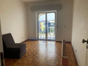 Apartamento T3 para Arrendamento em Foz do Arelho