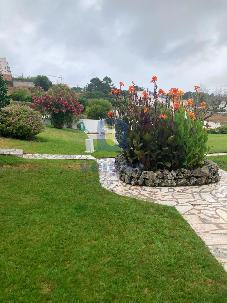 Apartamento T3 para Arrendamento em Foz do Arelho Foto 21
