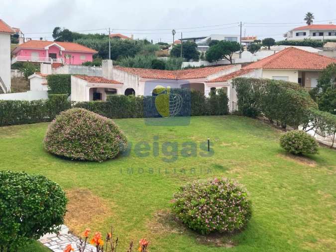 Apartamento T3 para Arrendamento em Foz do Arelho Foto 24
