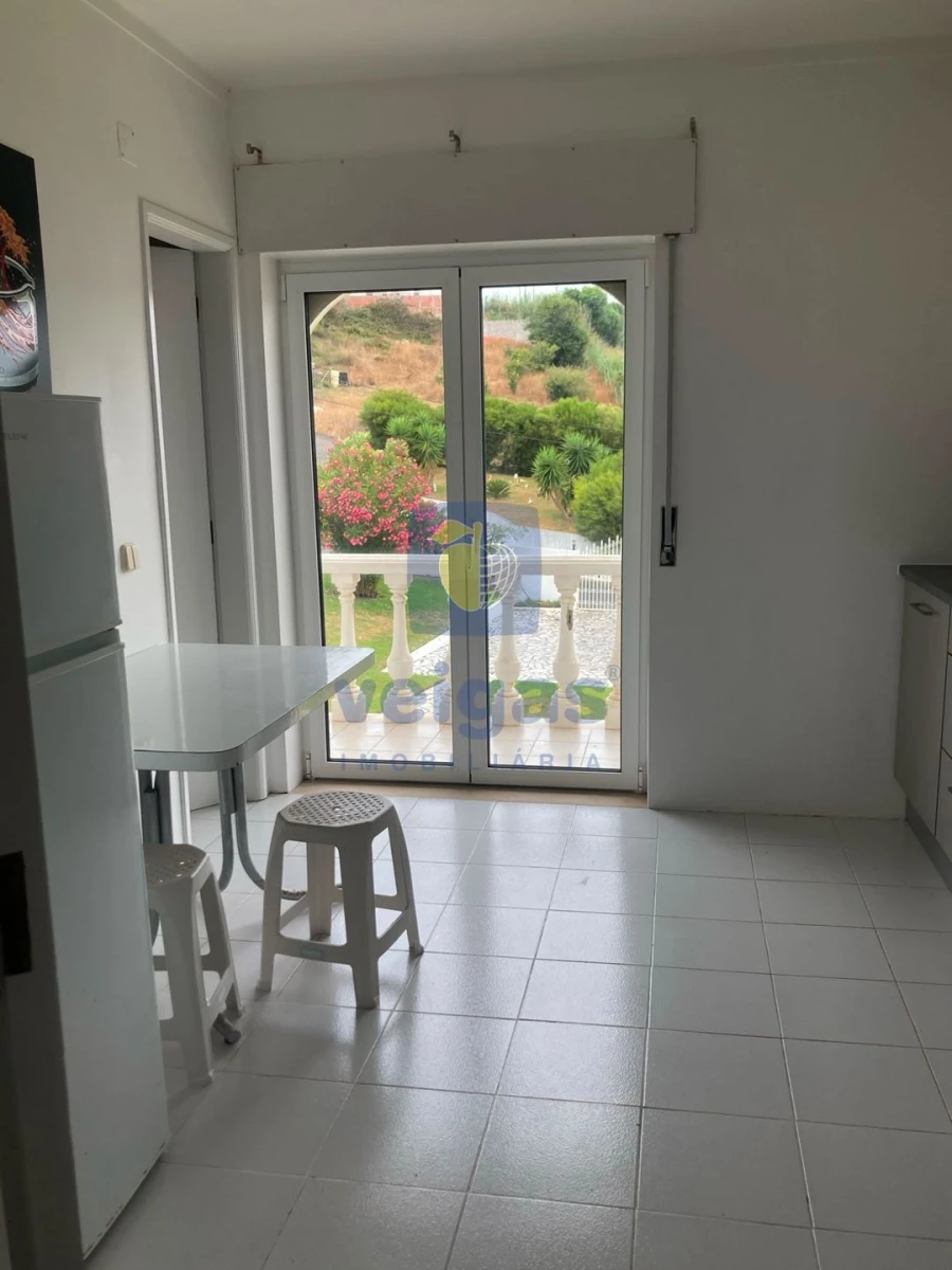 Apartamento T3 para Arrendamento em Foz do Arelho Foto 3