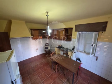 Moradia T2 para Venda em Santiago do Escoural