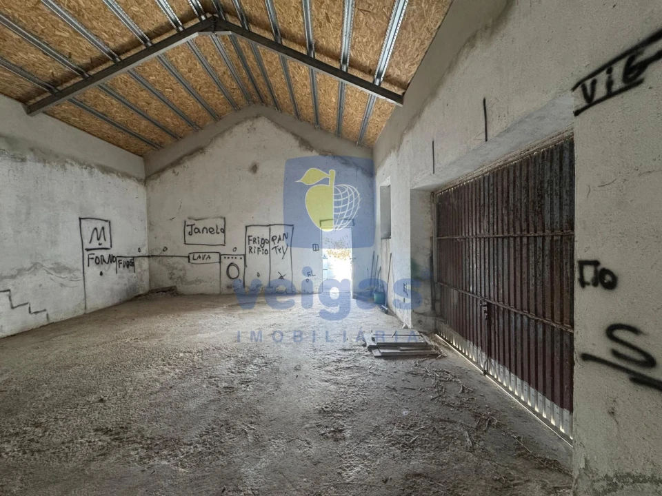 Moradia T2 para Venda em Atouguia da Baleia Foto 11