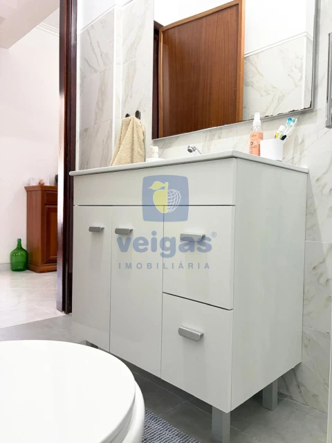 Apartamento T2 para Venda em Águas Livres