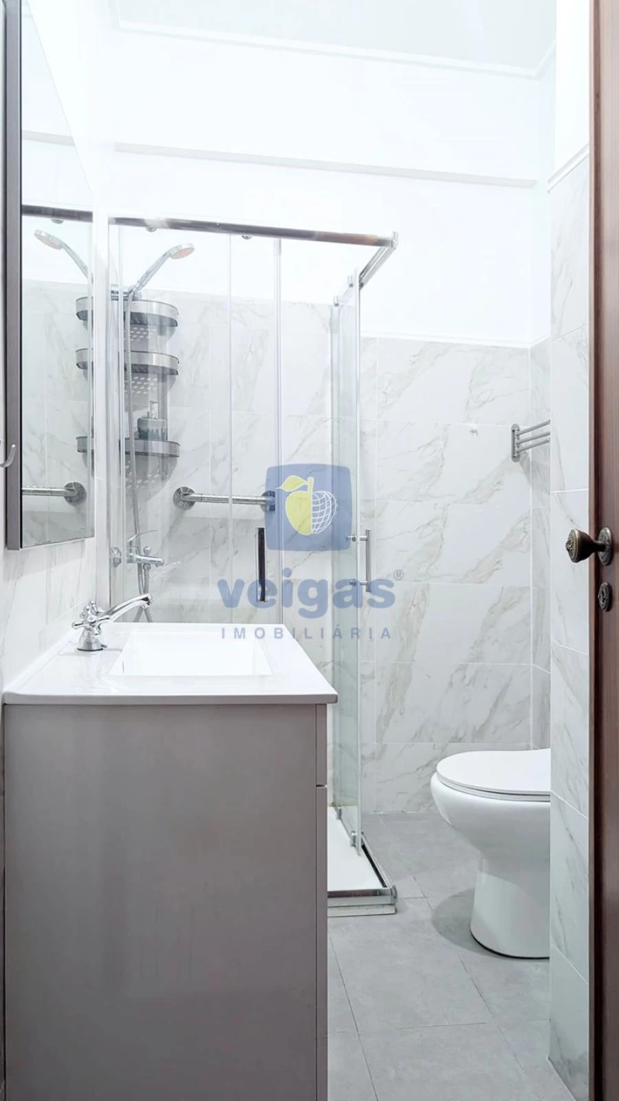 Apartamento T2 para Venda em Águas Livres Foto 14