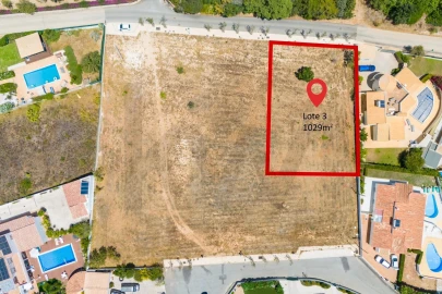 Terreno para Venda em Lagos (São Sebastião e Santa Maria)
