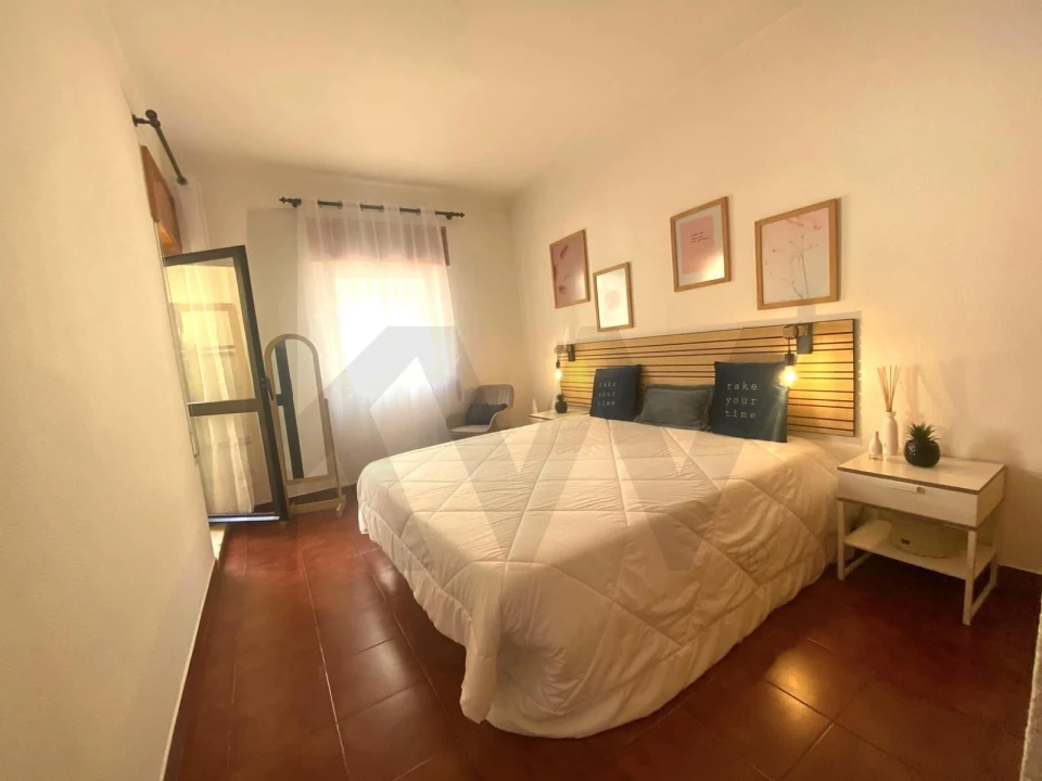 Apartamento T1 para Venda em Portimão Foto 9