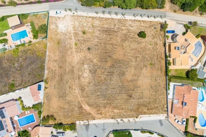 Terreno para Venda em Lagos (São Sebastião e Santa Maria)