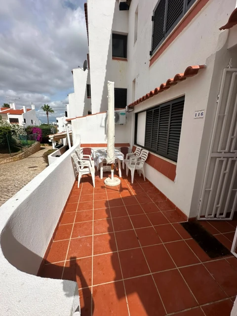 Apartamento para Venda em Albufeira e Olhos de Água
