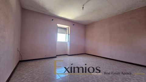 Moradia T2 para Venda em Junqueira