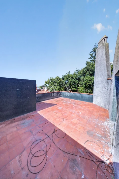Moradia T8 para Venda em Oeiras e São Julião da Barra, Paço de Arcos e Caxias