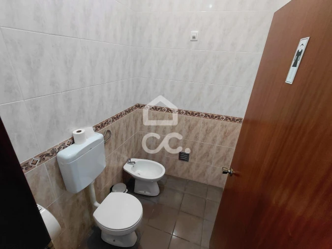 Negócio para Venda em Fronteira Foto 11
