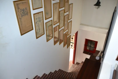 Moradia T4 para Venda em Santo Estêvão