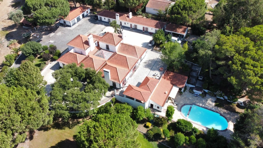 Moradia T4 para Venda em Santo Estêvão Foto 35