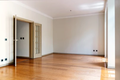 Apartamento T3 para Venda em Arroios