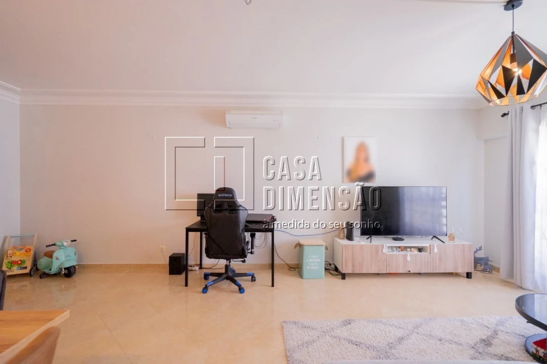 Apartamento T3 para Venda em Vila Franca de Xira Foto 11