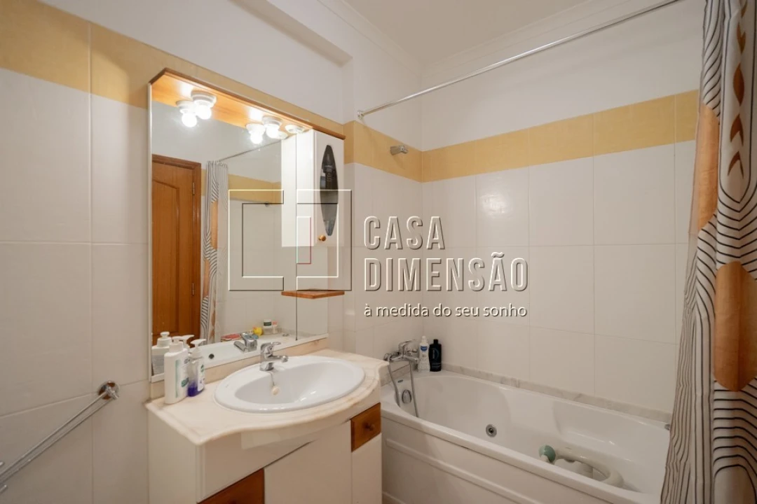 Apartamento T3 para Venda em Vila Franca de Xira Foto 35