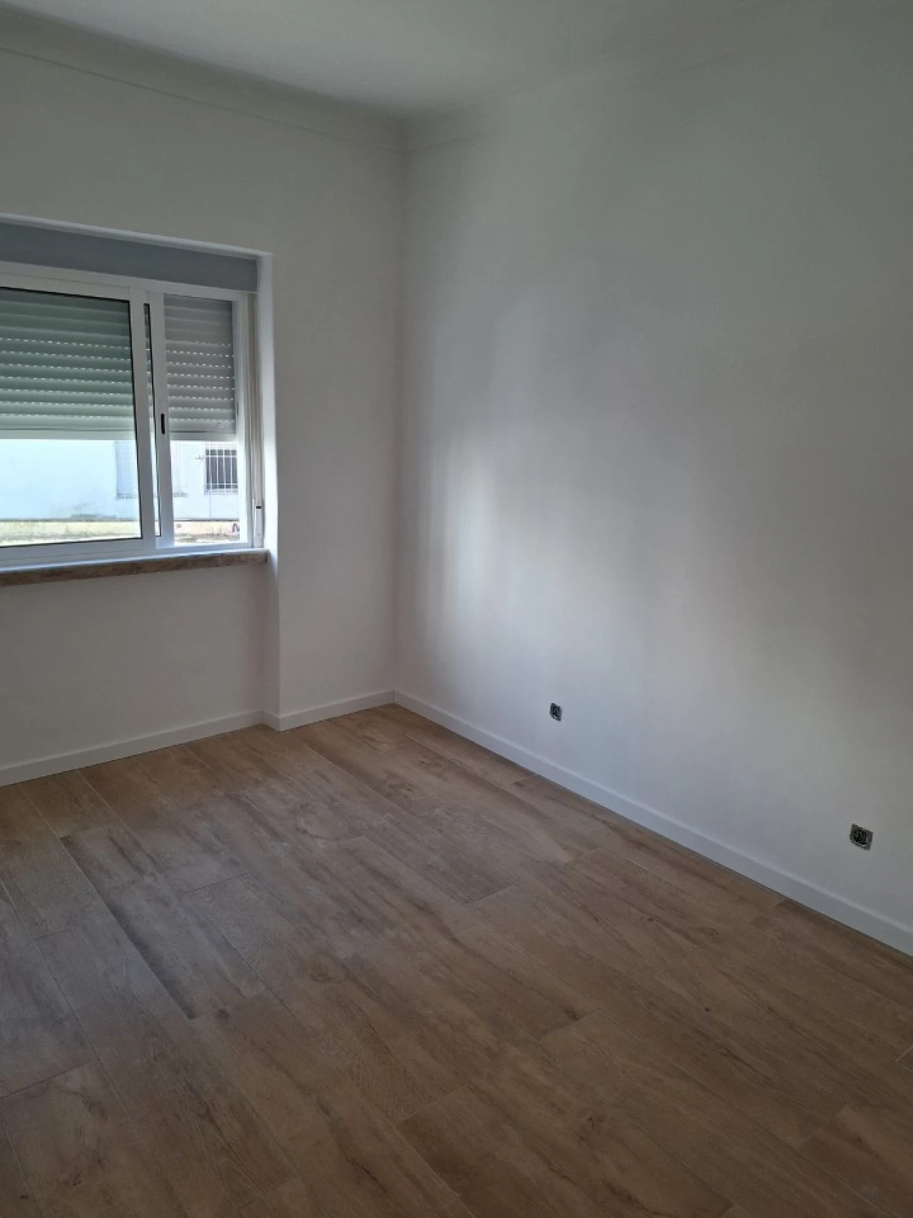 Apartamento T3 para Venda em Agualva e Mira-Sintra Foto 6