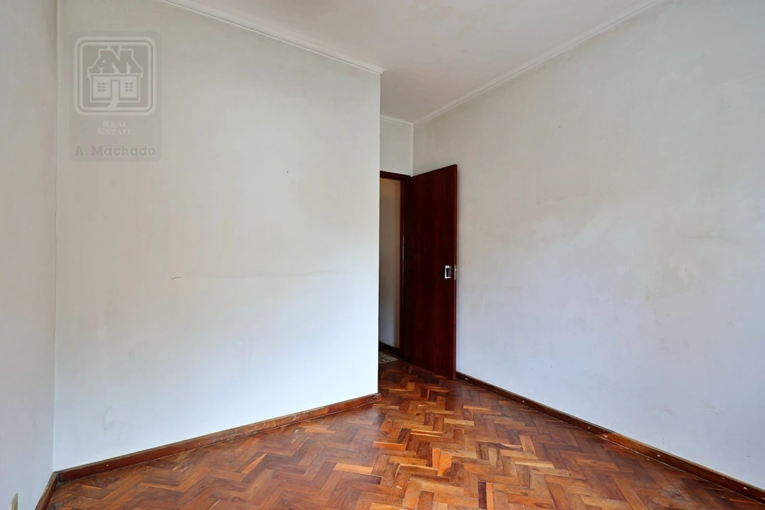 Moradia T4 para Venda em Ponta Delgada (São Pedro) Foto 44
