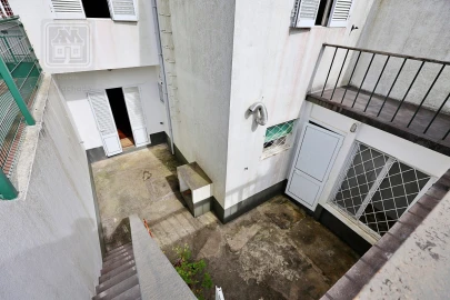 Moradia T4 para Venda em Ponta Delgada (São Pedro)
