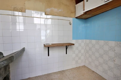 Moradia T4 para Venda em Ponta Delgada (São Pedro)
