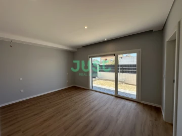 Moradia T3 para Venda em Fernao Ferro