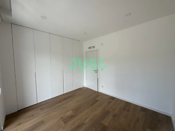 Moradia T3 para Venda em Fernao Ferro