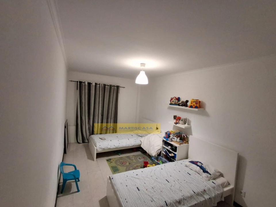 Apartamento T3 para Venda em Algueirão-Mem Martins Foto 25