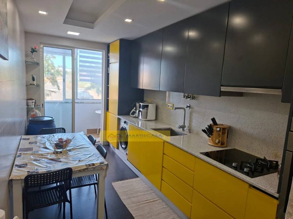 Apartamento T3 para Venda em Algueirão-Mem Martins Foto 9