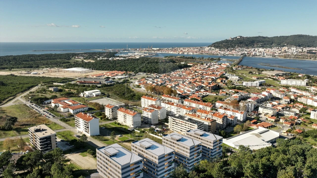 Apartamento T1 para Venda em Darque Foto 3