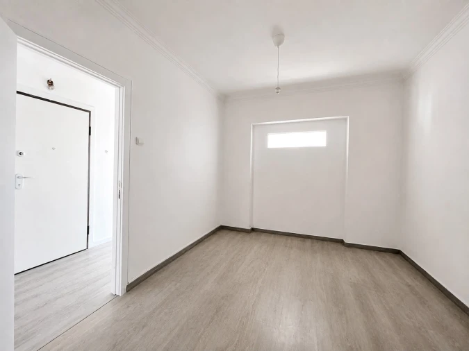 Apartamento T2 para Arrendamento em Queluz e Belas Foto 4