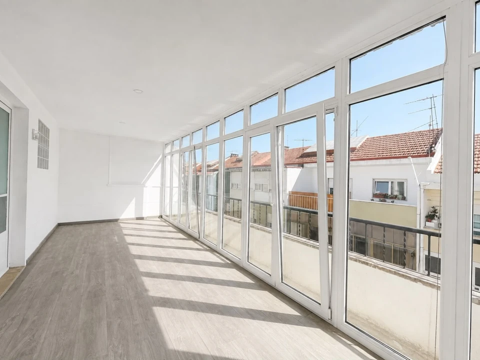 Apartamento T2 para Arrendamento em Queluz e Belas Foto 8