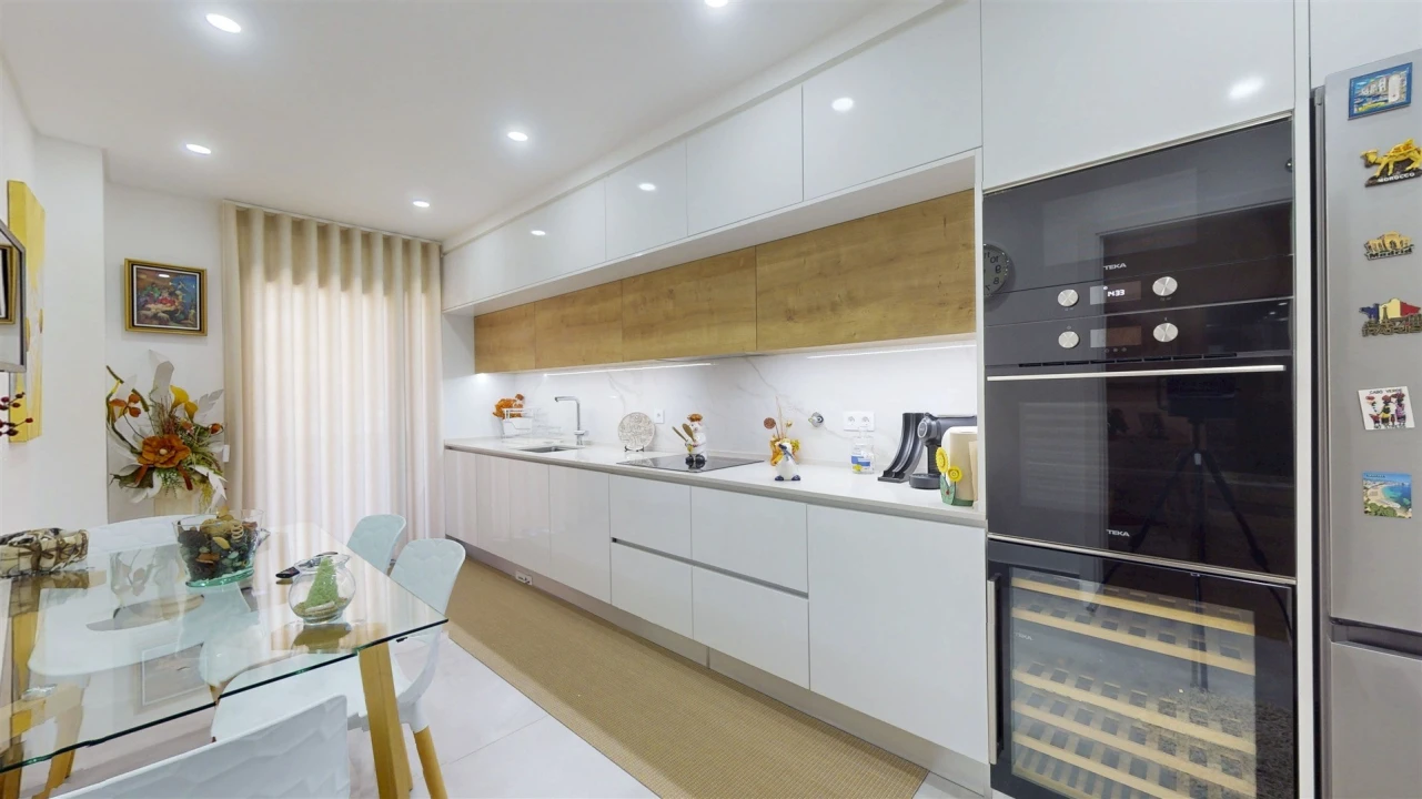 Apartamento T1 para Venda em Póvoa de Santa Iria e Forte da Casa Foto 7