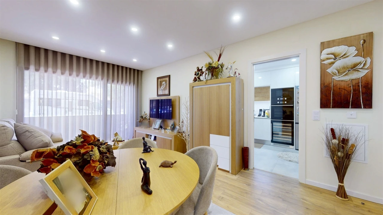 Apartamento T1 para Venda em Póvoa de Santa Iria e Forte da Casa Foto 32