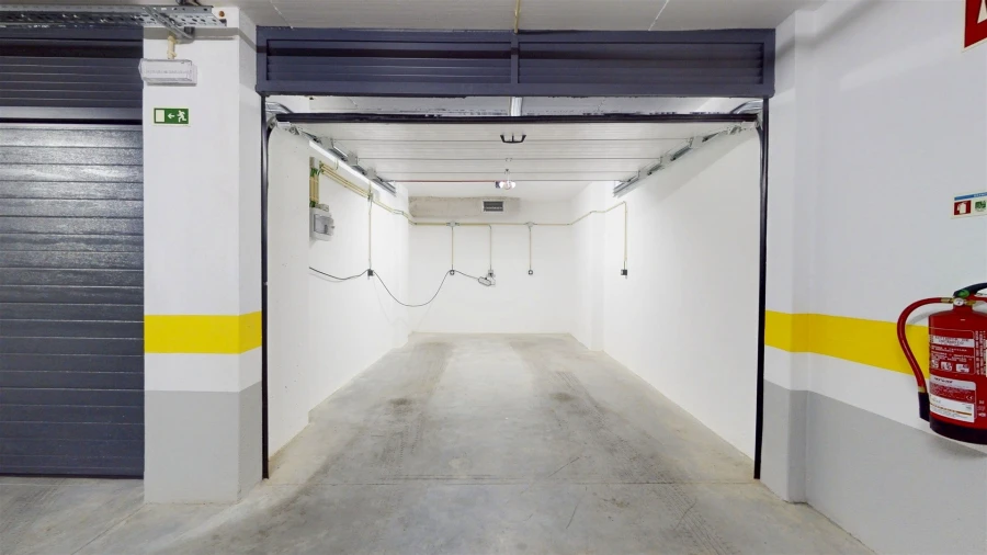 Apartamento T1 para Venda em Póvoa de Santa Iria e Forte da Casa Foto 19