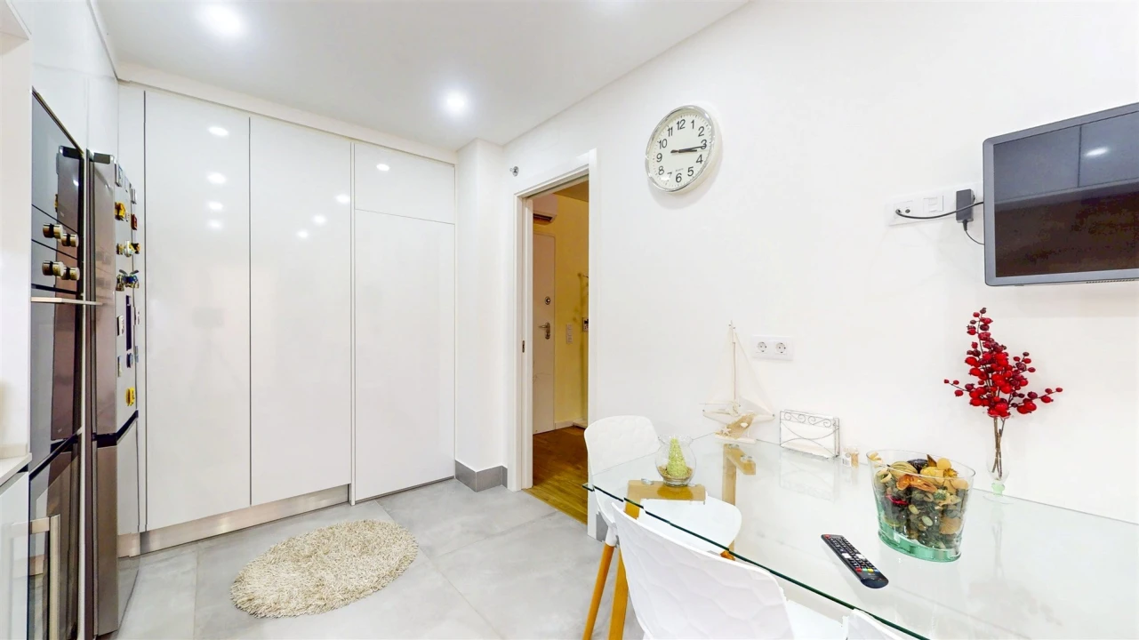 Apartamento T1 para Venda em Póvoa de Santa Iria e Forte da Casa Foto 9