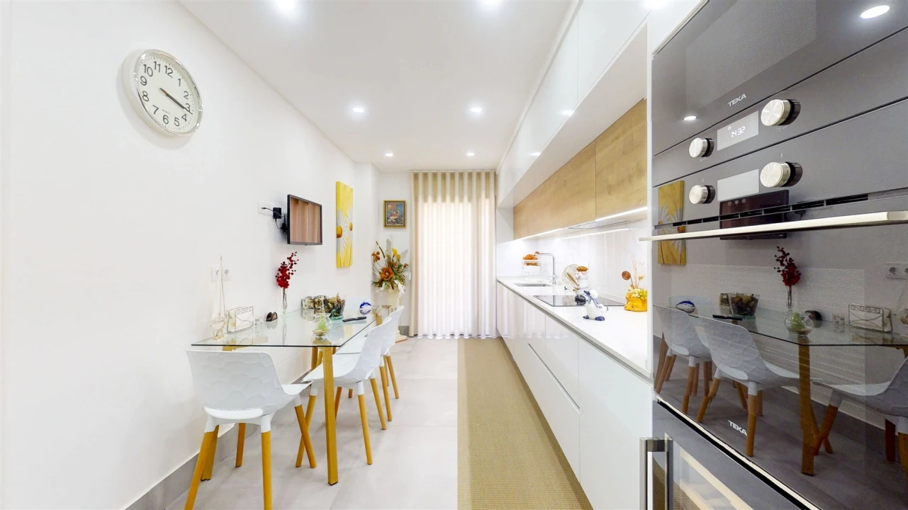 Apartamento T1 para Venda em Póvoa de Santa Iria e Forte da Casa Foto 35