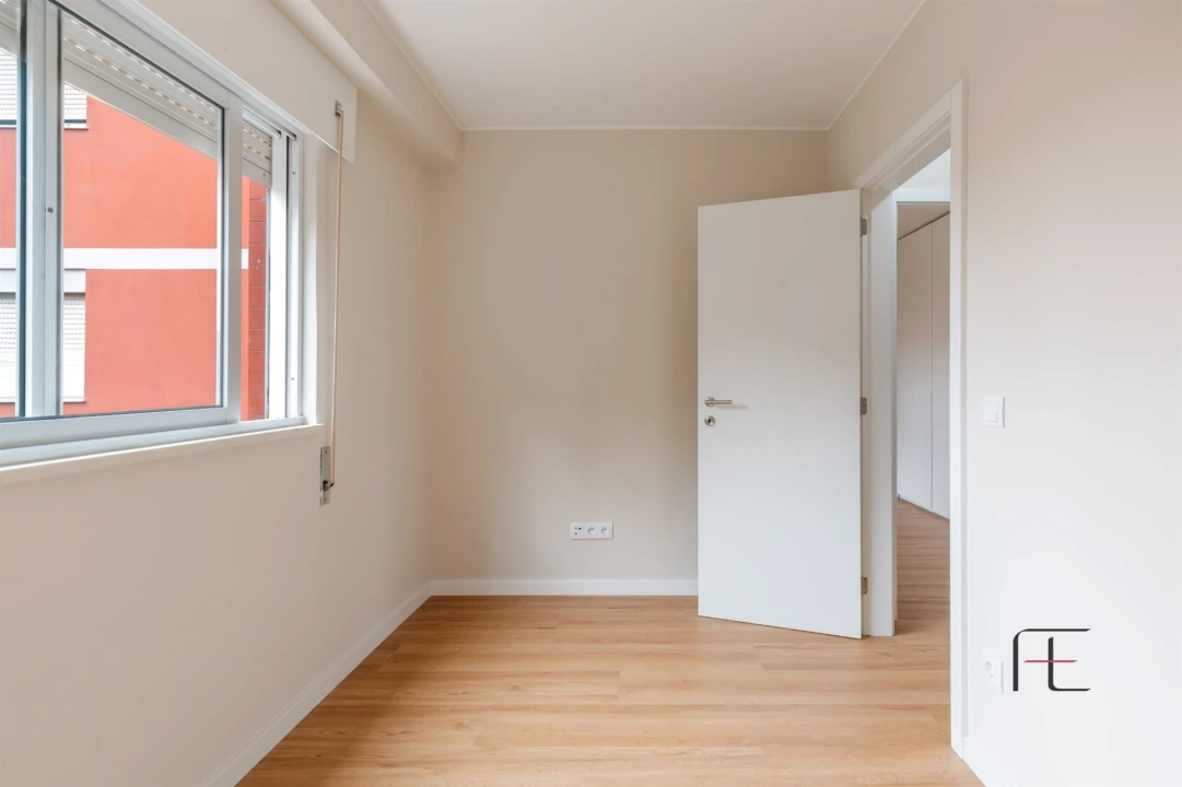 Apartamento T4 para Venda em Ramalde Foto 21