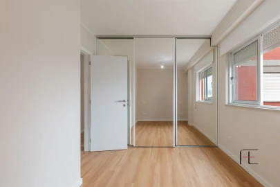 Apartamento T4 para Venda em Ramalde