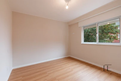 Apartamento T4 para Venda em Ramalde