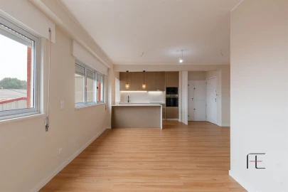 Apartamento T4 para Venda em Ramalde